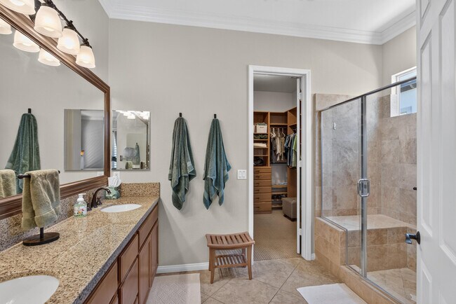 Building Photo - 61414 Topaz Dr