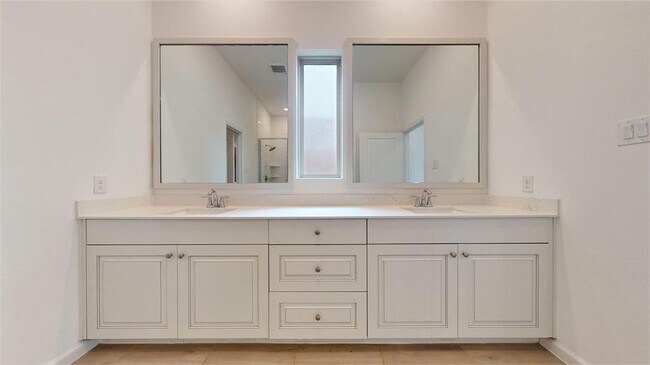 Building Photo - 27015 Coco Flower Ln