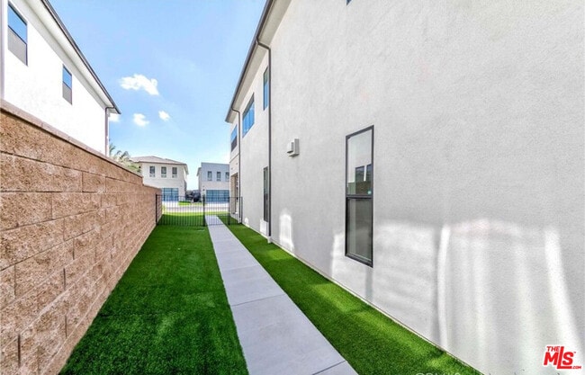 Building Photo - 20537 Overlook Ct