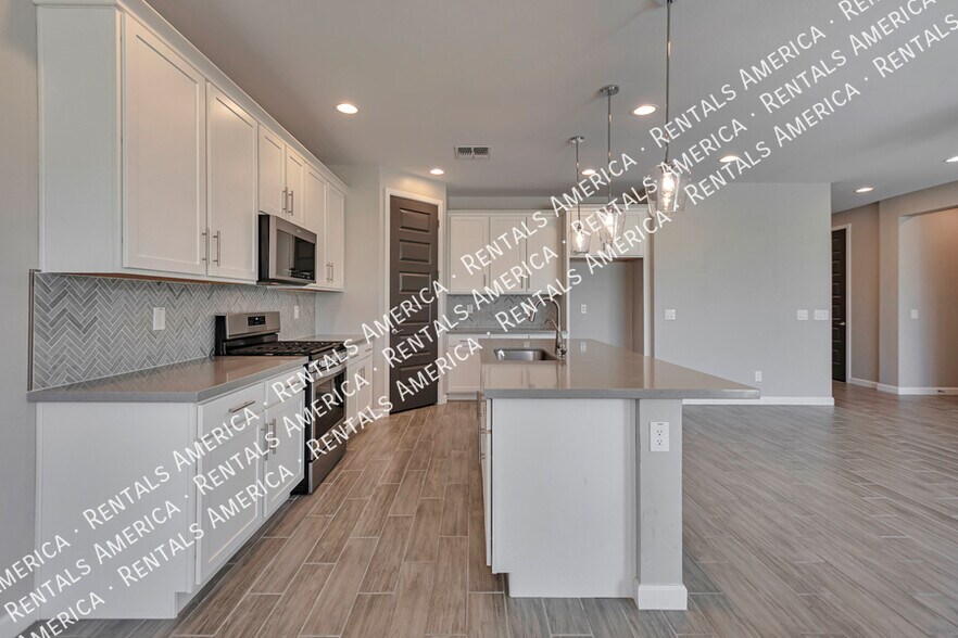 Building Photo - 22770 E Rosa Rd