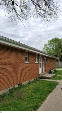 Building Photo - 1802-1804 Montgomery Ave