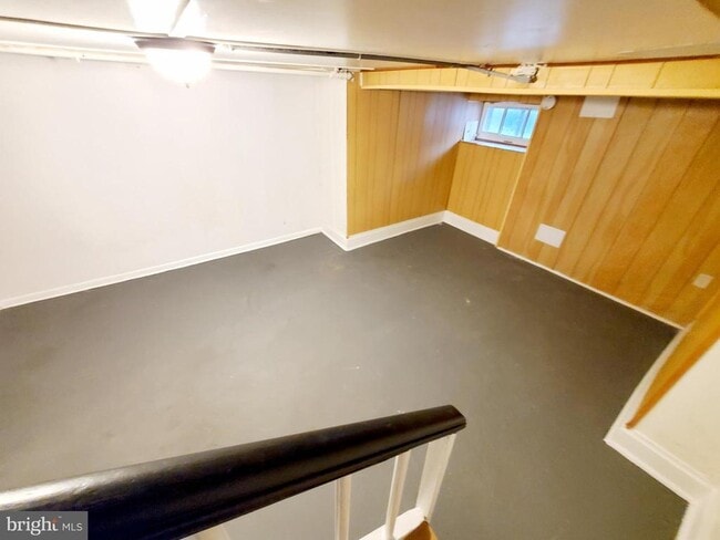 Building Photo - 2729 Ashland Ave