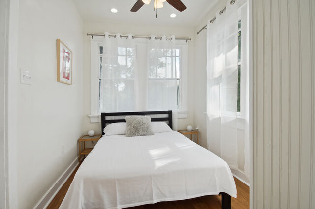 Bedroom 3 - 5524 Willow St