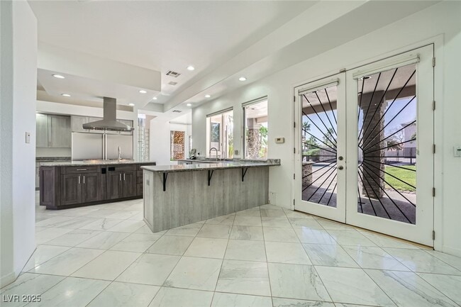 Building Photo - 7901 O'Bannon Dr