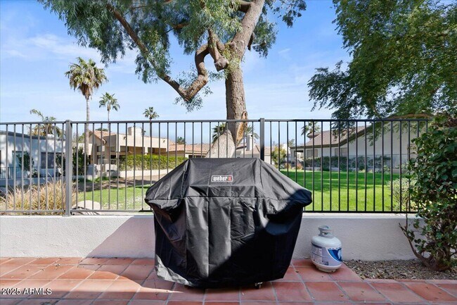 Building Photo - 8292 E Cortez Dr
