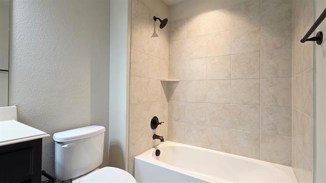 Building Photo - 309 Tottenham Ct