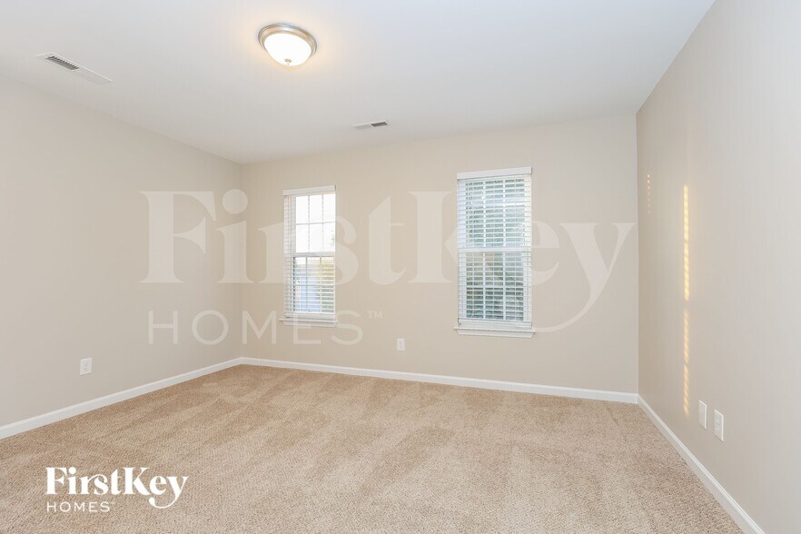 Building Photo - 4117 Pineorchard Pl