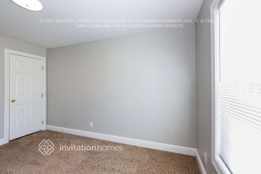 Building Photo - 5217 Milhaven Ln