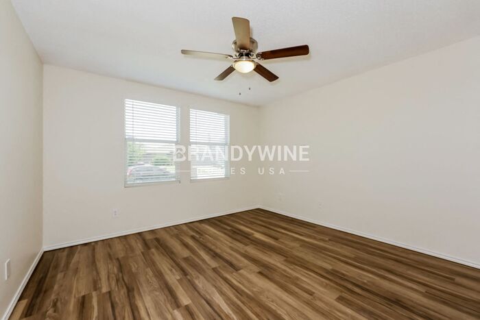 Building Photo - 3832 Irish Setter Dr