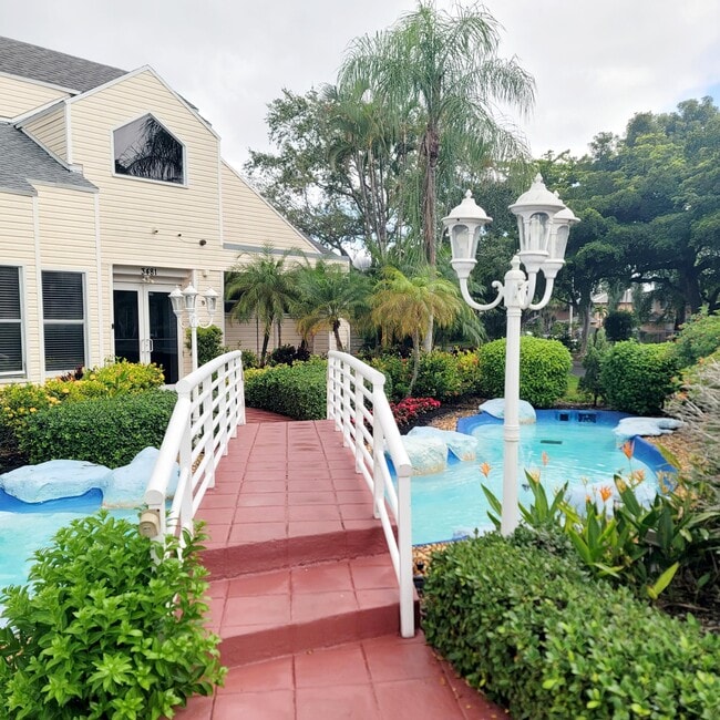 Building Photo - 3421 NW 44th St