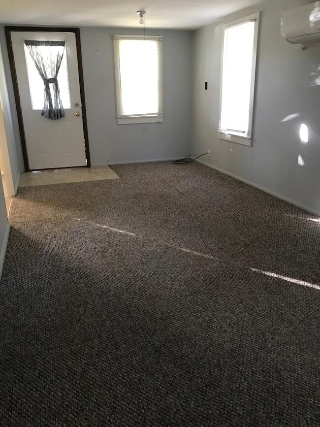 Building Photo - 306 S Kirkwood St