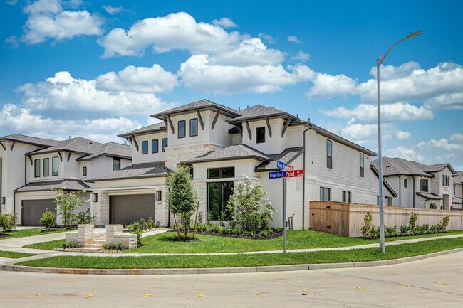Building Photo - 10902 Overlook Pt Dr