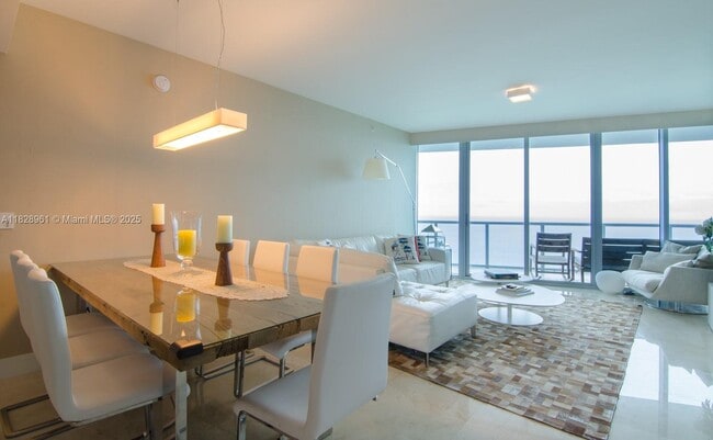 Building Photo - 17001 Collins Ave