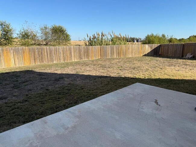 Building Photo - 509 Riverdale Dr