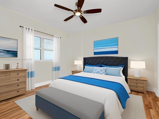 Building Photo - 15051 Royal Oaks Ln