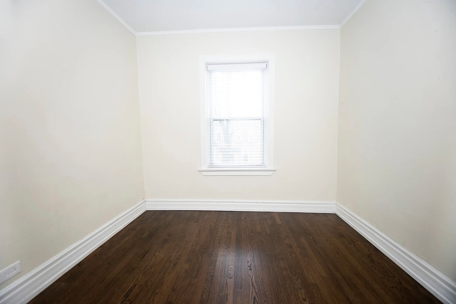 Building Photo - 3704 N Hoyne Ave