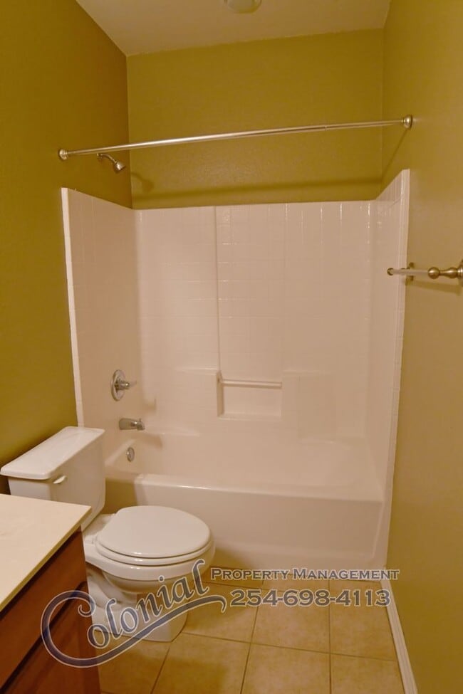 Building Photo - AVAILABLE SOON!