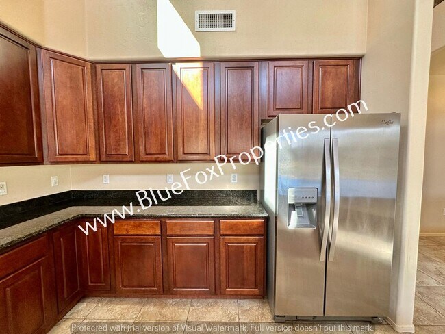 Building Photo - 14615 S Avenida Cucana