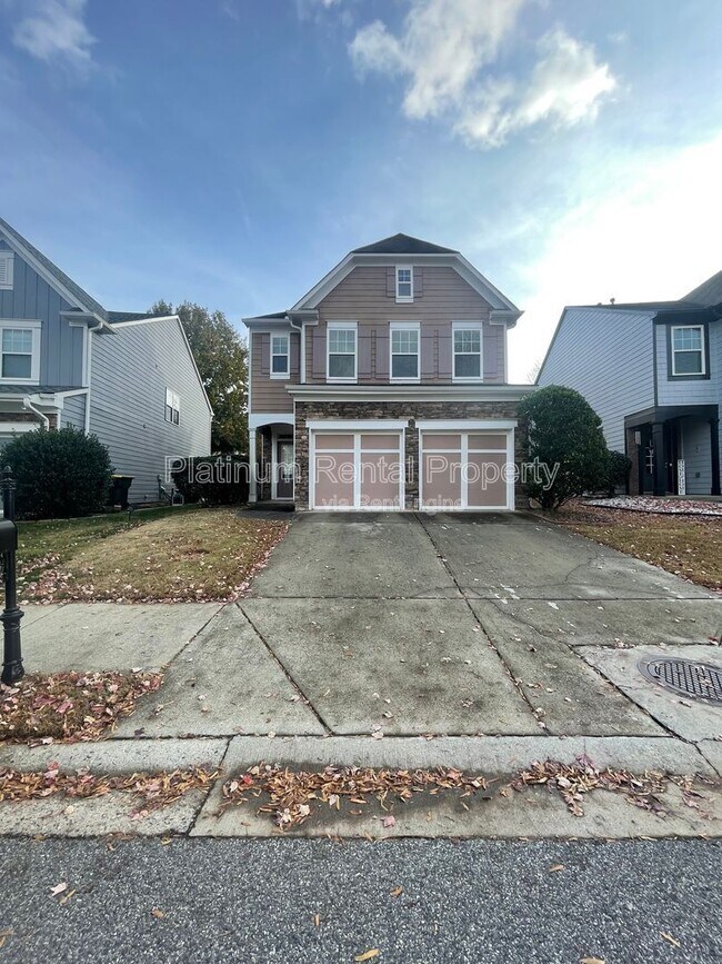 Building Photo - 5545 Weddington Dr