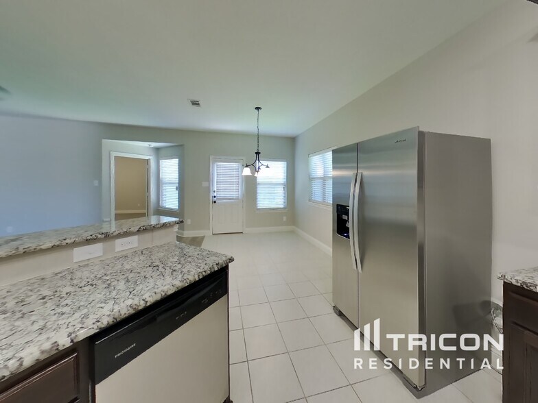 Building Photo - 509 Dogwood Dr