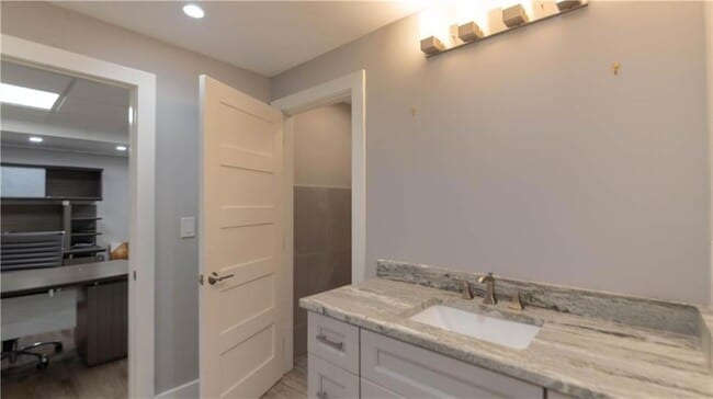 Building Photo - 3935 Briaridge Cir