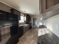 Building Photo - 12 E Manor St