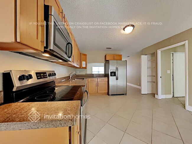 Building Photo - 5900 Ellis Hollow Rd W