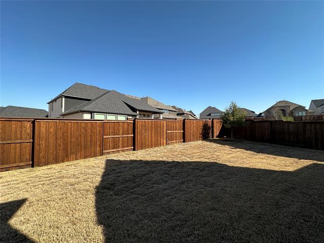 Building Photo - 3880 Verona St