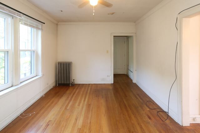 Building Photo - 4218 N Clark St