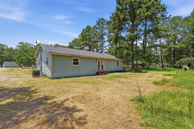 Building Photo - 700 Butler Dr