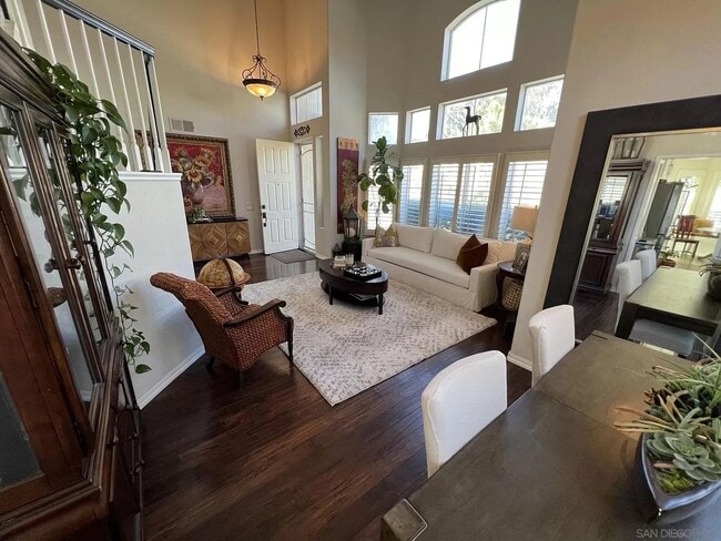 Building Photo - 4575 Avenida Privado