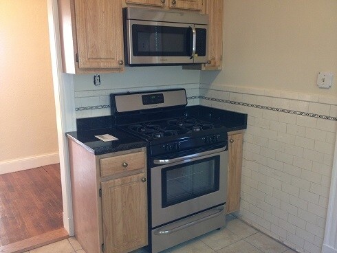 Building Photo - 205 Winthrop Rd