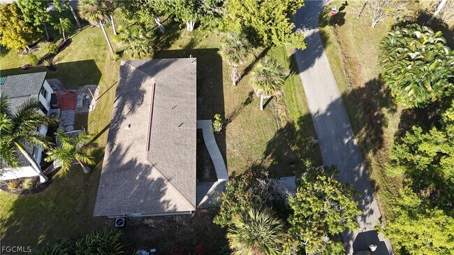 Building Photo - 4474 E Riverside Dr