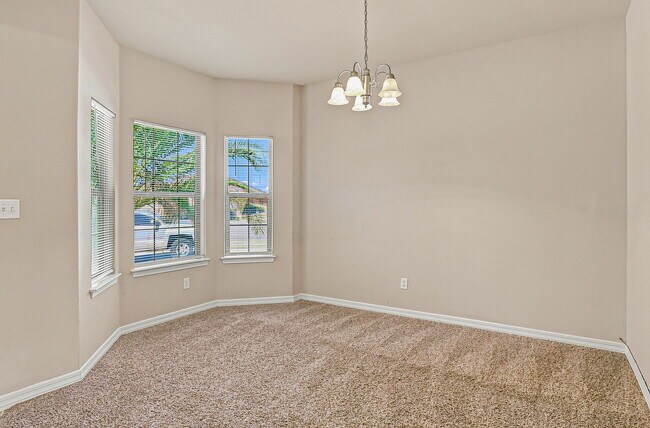 Building Photo - 14384 Alma Point