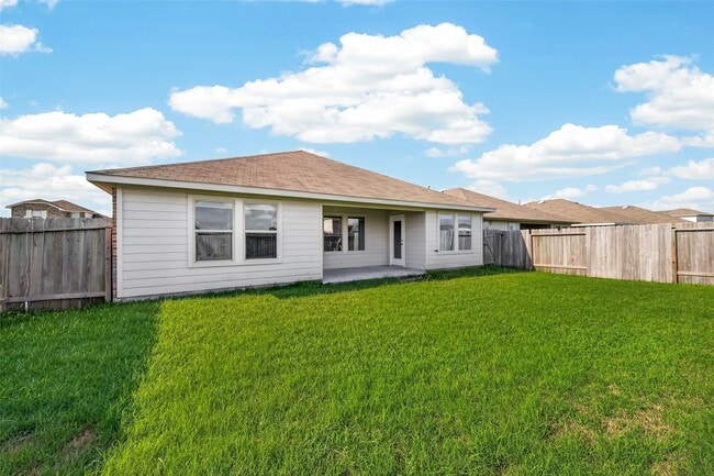Building Photo - 21422 Chester Cliff Ln