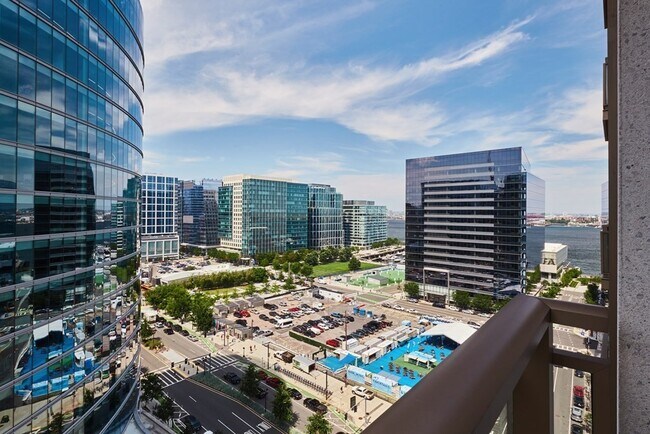 Building Photo - 133 Seaport Blvd
