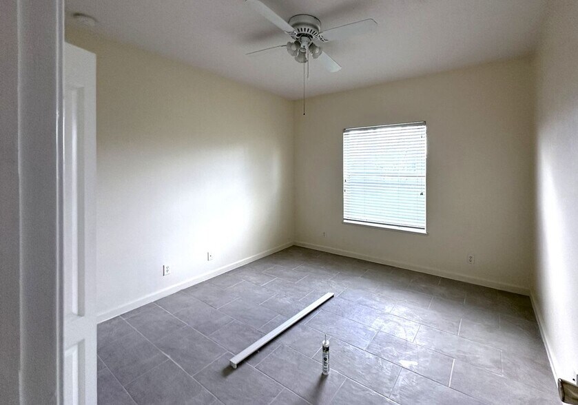 Building Photo - 6025 NW Wolverine Rd