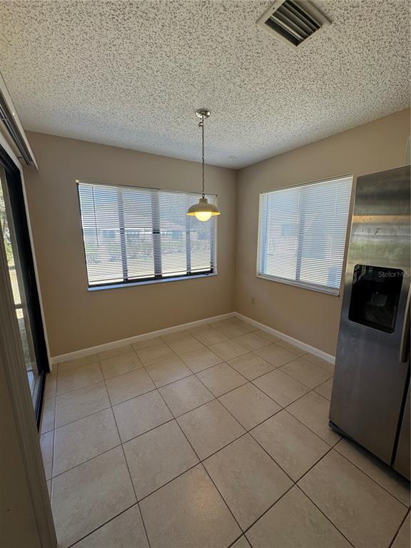 Building Photo - 50 Lake Forest Pl