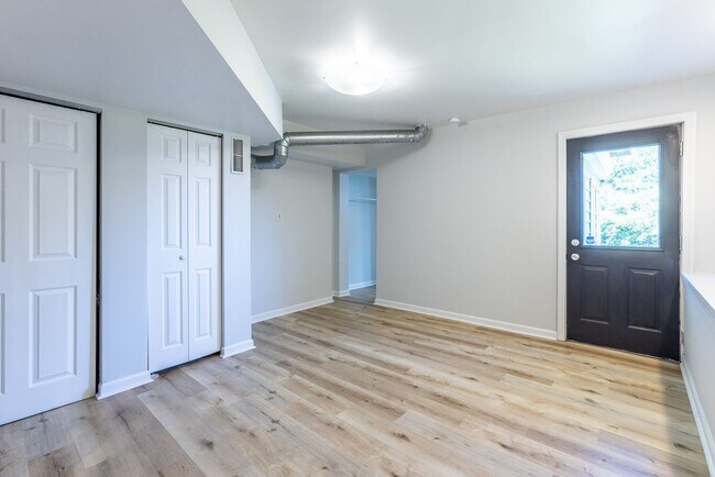 Building Photo - Available NOW  - Updated South Side Slopes Gem | Private Decks + Off-Street Parking