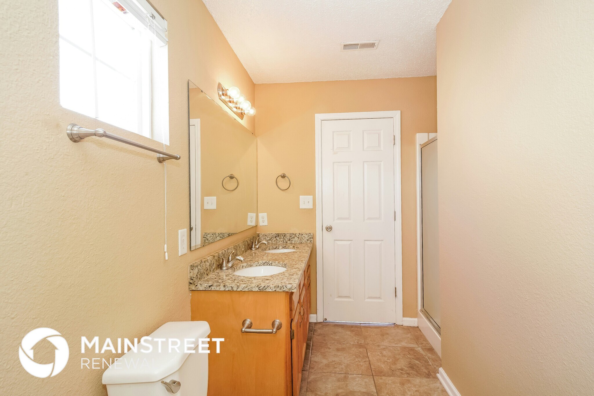Building Photo - 5530 Wood Hollow Dr