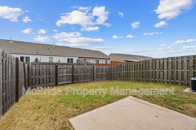 Building Photo - 959 Madrid Ct