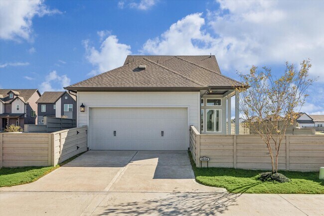 Building Photo - 5518 Kindle Aly