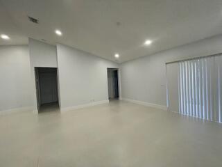 Building Photo - 1630 Zenith Way