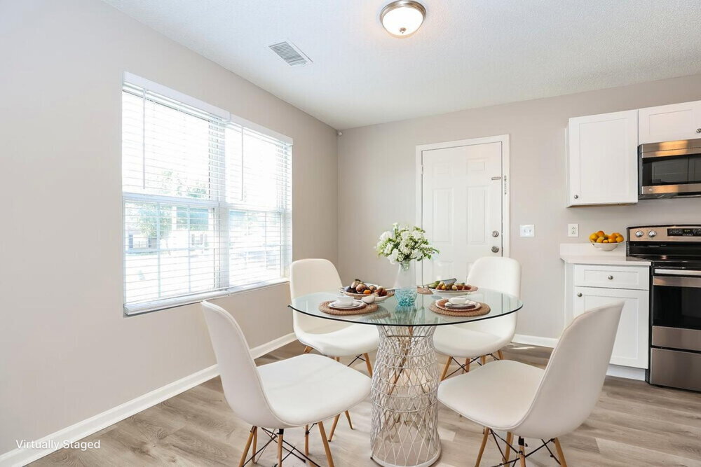 Building Photo - 2728 Painted Pony Dr