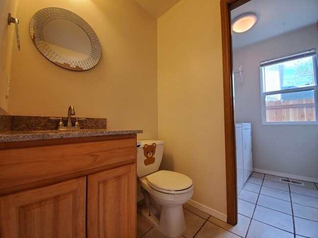 Building Photo - Charming 4-Bedroom Home in Peaceful Neighb...