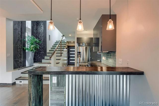 Building Photo - 2798 S Lincoln St