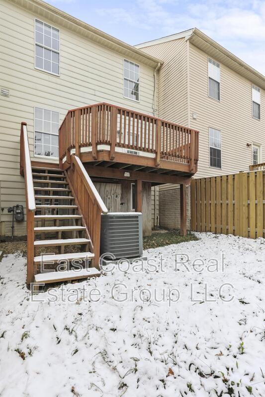 Building Photo - 5257 Earles Ct