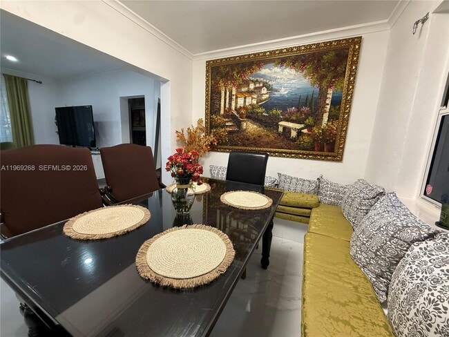 Building Photo - 12 NW 91st St