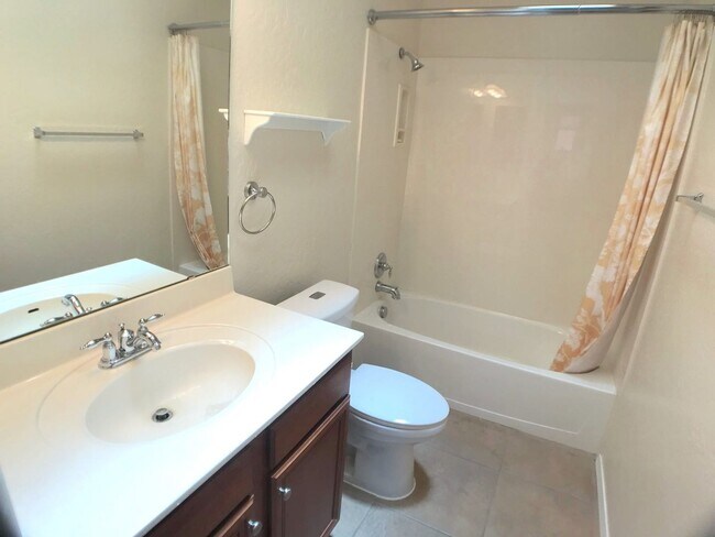 Building Photo - Spacious 2 bedroom home in gated 55+ Community w/ community pool in Bernalillo/Rio Rancho. Close ...