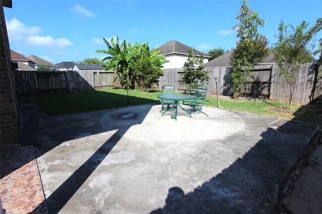Building Photo - 13719 View Meadow Ln